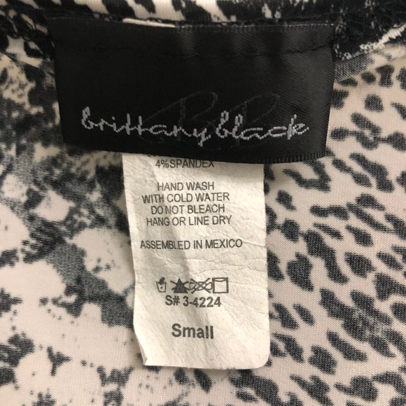 Brittany Black | Black & White Sequin Tank Blouse - Picture 2 of 4